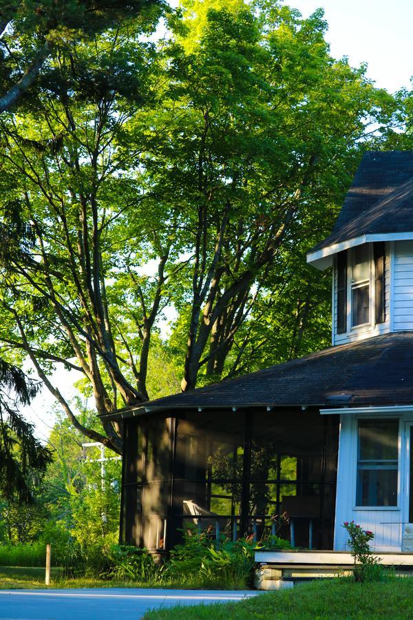 Mill Pond Inn Northport Екстериор снимка